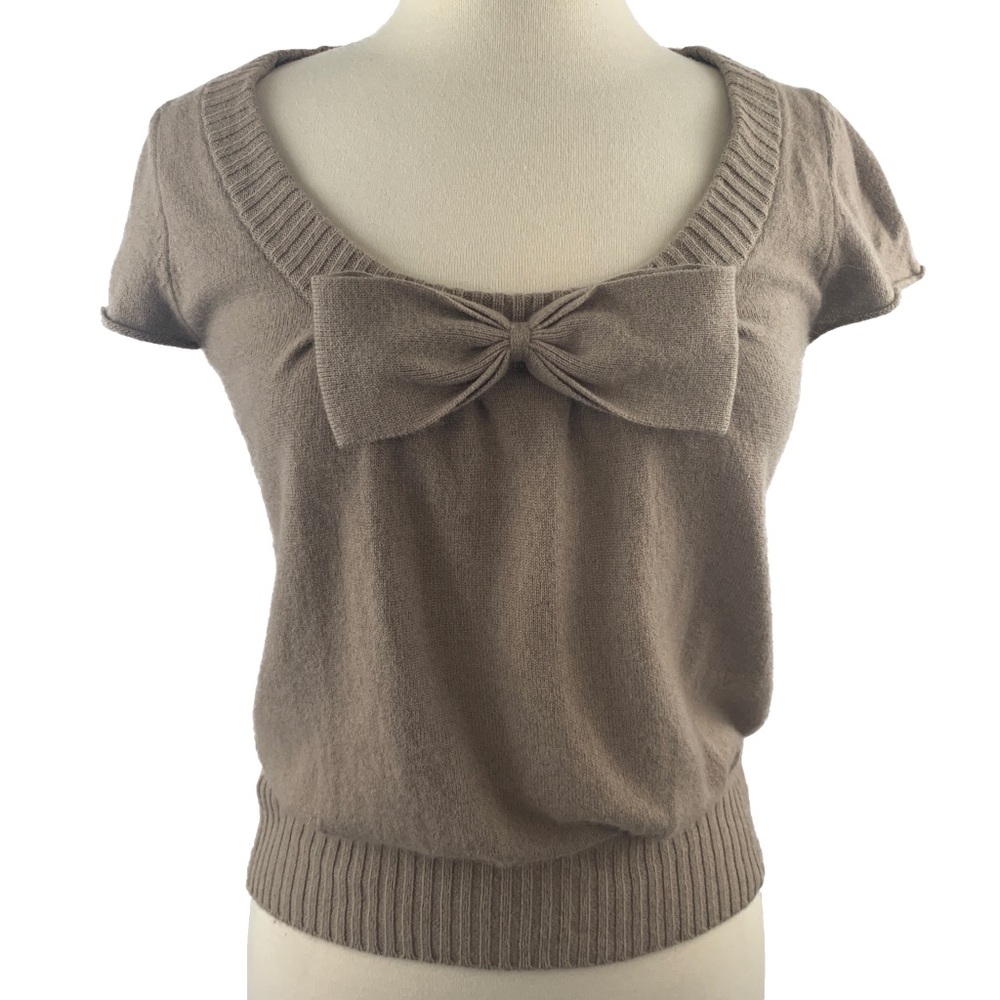 TWG 100% Cashmere Cap Sleeve sweater with bow